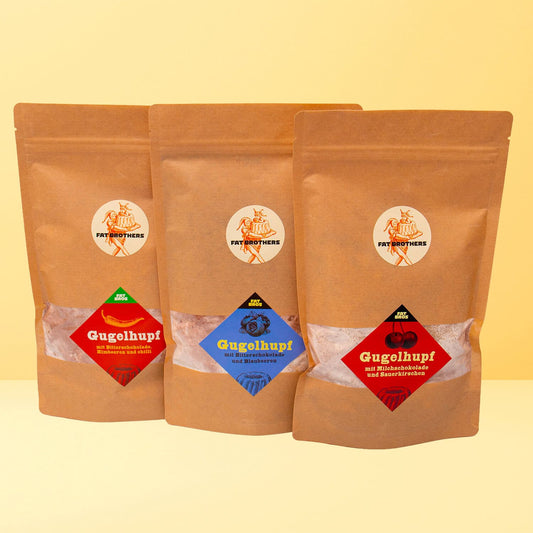 Sensationelle Schokoladen Gugelhupfe Himbeere Kirsche und Blaubeere Backmischungen