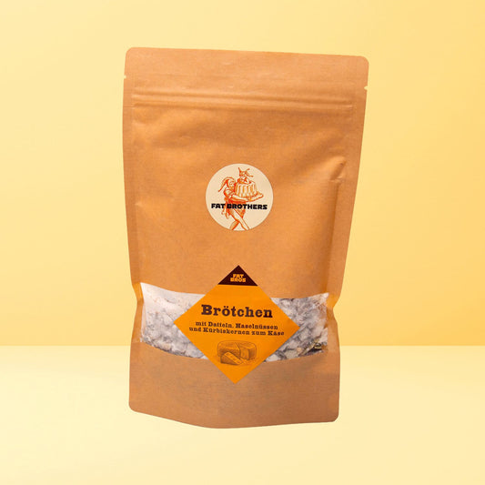 Brötchen mit Datteln Haselnüßen und Kürbiskernen Backmischung