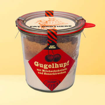 Gugelhupf mit Milchschokolade und Saürkirschen Backmischung im Weck-Glas