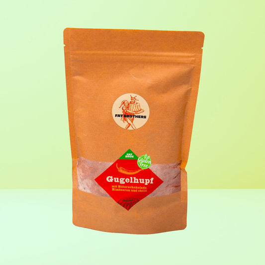 Glutenfreier Gugelhupf mit Himbeeren Zartbitterschokolade und Chili Backmischung