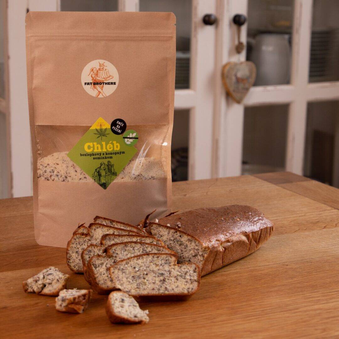 Glutenfreies Brot mit Mandelmehl und Hanfsamen - Backmischung