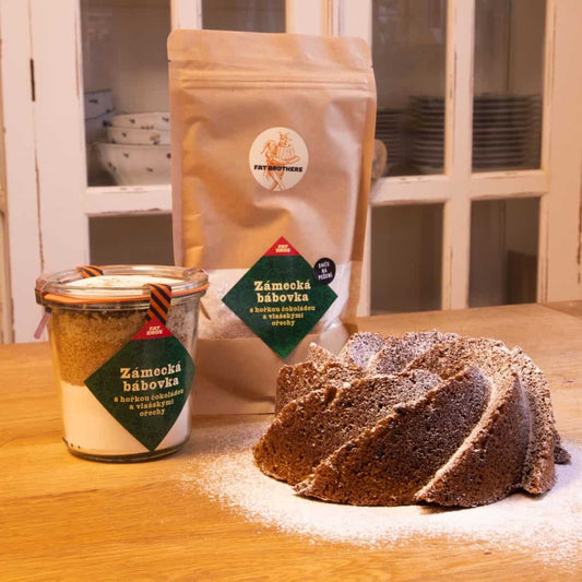 Fat Brothers Weihnachtsgugelhupf mit Weihnachtsgewürzen im Glas und im Beutel