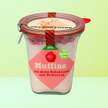 Glutenfreie Muffins mit Erdbeeren und Ruby Schokolade Backmischung im Weck-Glas