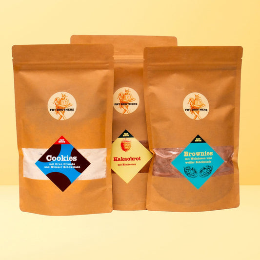 Schulkuchen mit Kakao und Schokolade Brötchen Brownies und Cookies Backmischungen