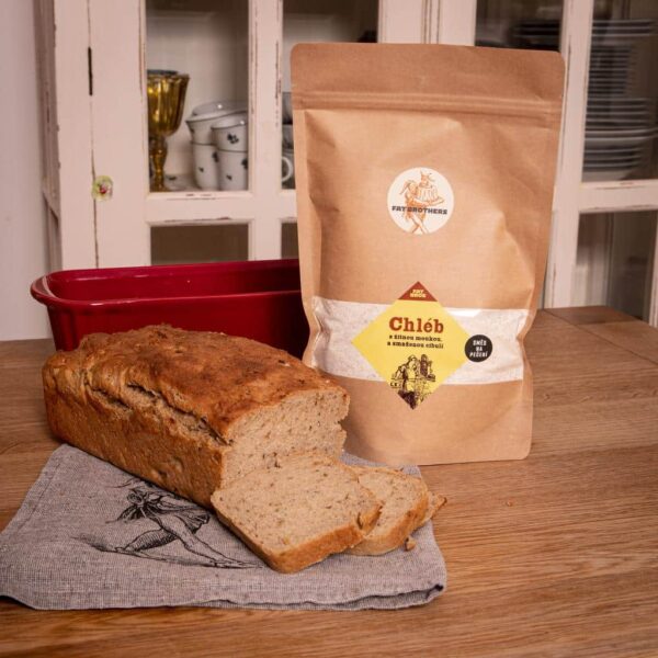 Zwei Brote mit Karotten und Zwiebeln - Backmischungen